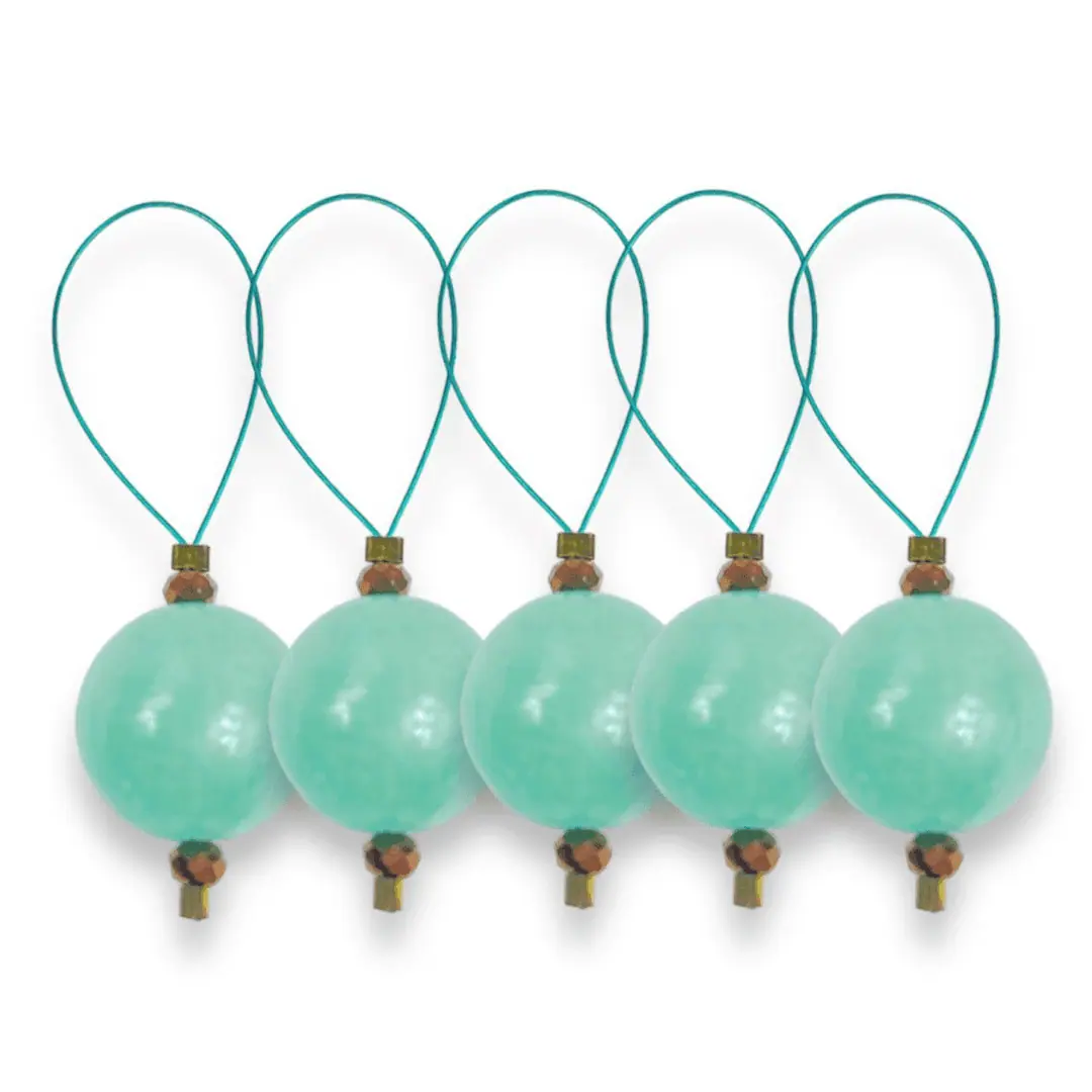 Znaczniki oczek seledynowe naturalne kamienie markery handmade